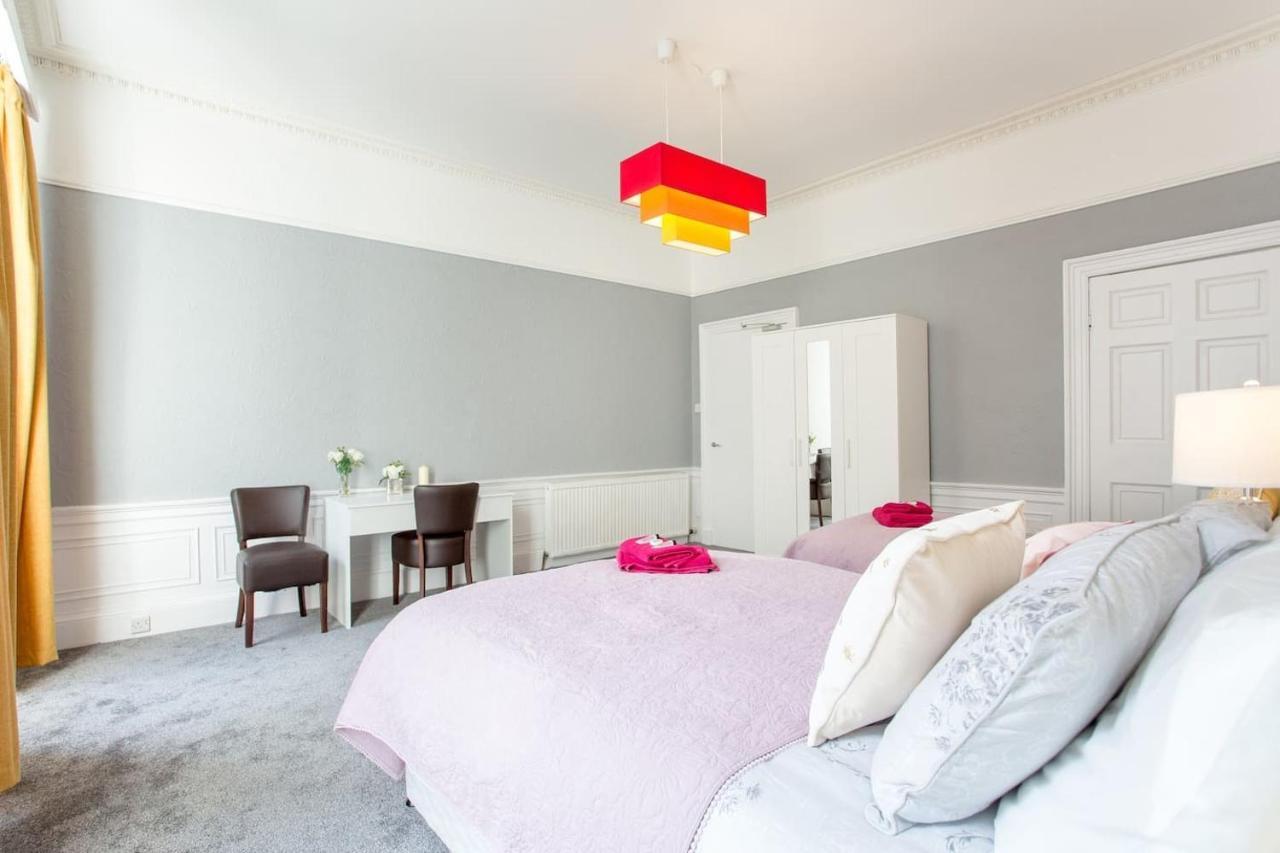 Stunning 2-Bed Apartment In Central אדינבורו מראה חיצוני תמונה